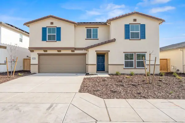 2163 S Terry Avenue, Fresno, CA 93725