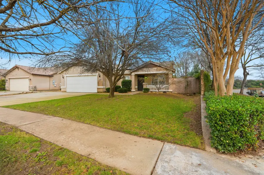 226 N Amador Street, Visalia, CA 93292 - Image #3