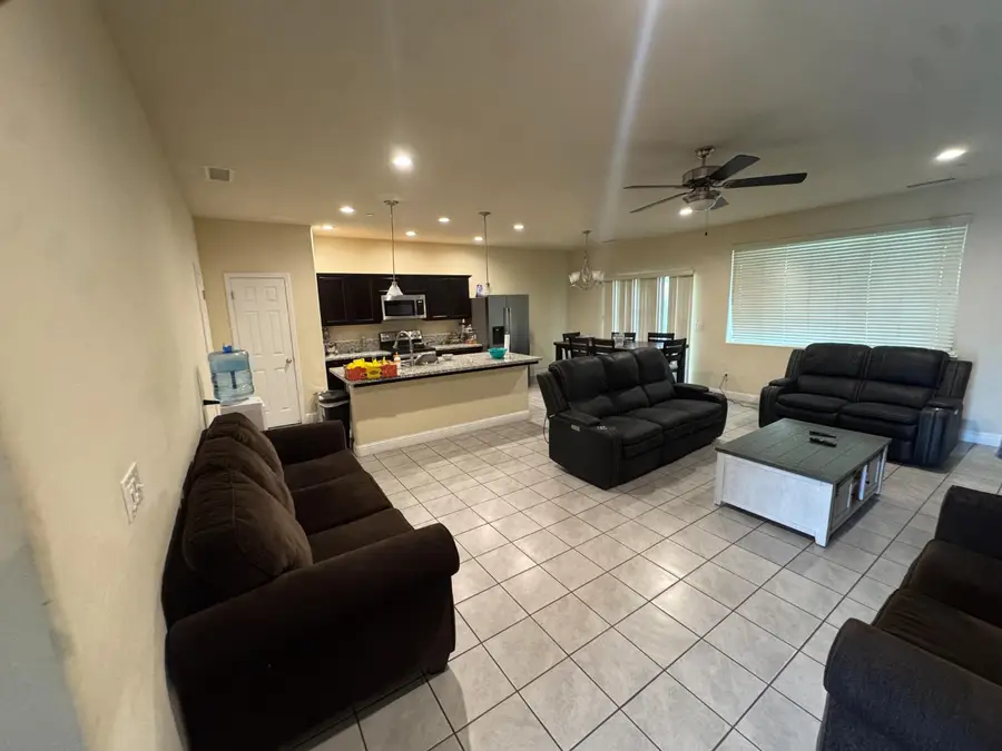 1726 Cleveland Street, Selma, CA 93662 - Image #2