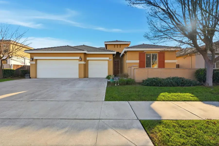 1023 Revere Way, Lemoore, CA 93245 - Image #2
