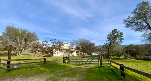 30517 Road 400, Coarsegold, CA 93614