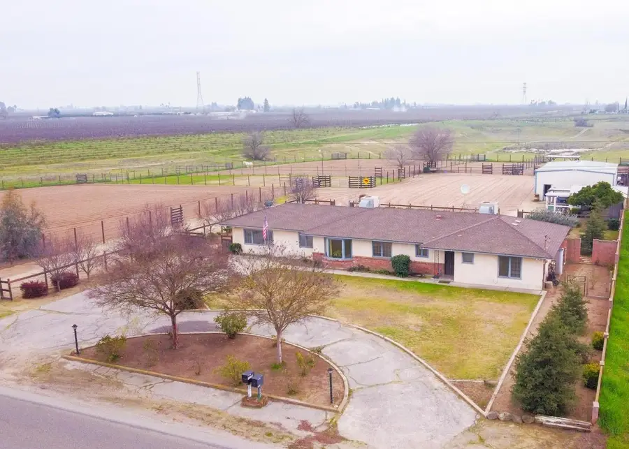 11175 E South Avenue, Del Rey, CA 93616 - Image #2