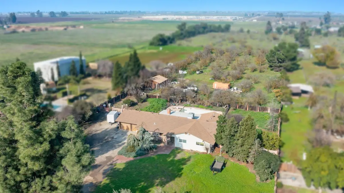 3780 E International Avenue, Clovis, CA 93619 - Image #1