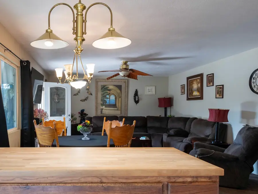 2146 W Dudley Avenue, Fresno, CA 93728 - Image #3