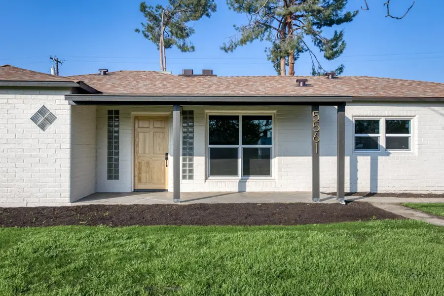 5561 E Indianapolis Avenue, Fresno, CA 93727 - Image #3