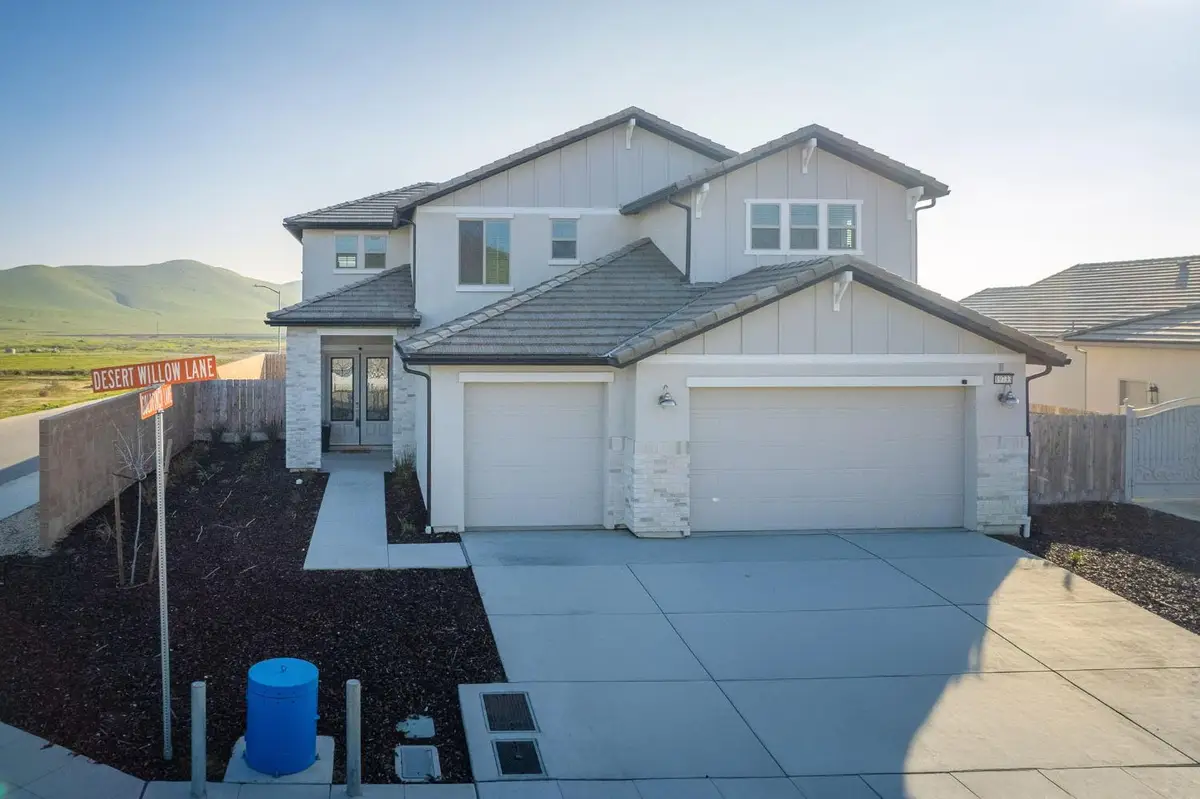 19733 Desert Willow Lane, Friant, CA 93626 - Image #1