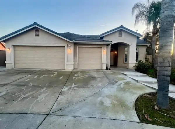 5448 E Kaviland Avenue, Fresno, CA 93727