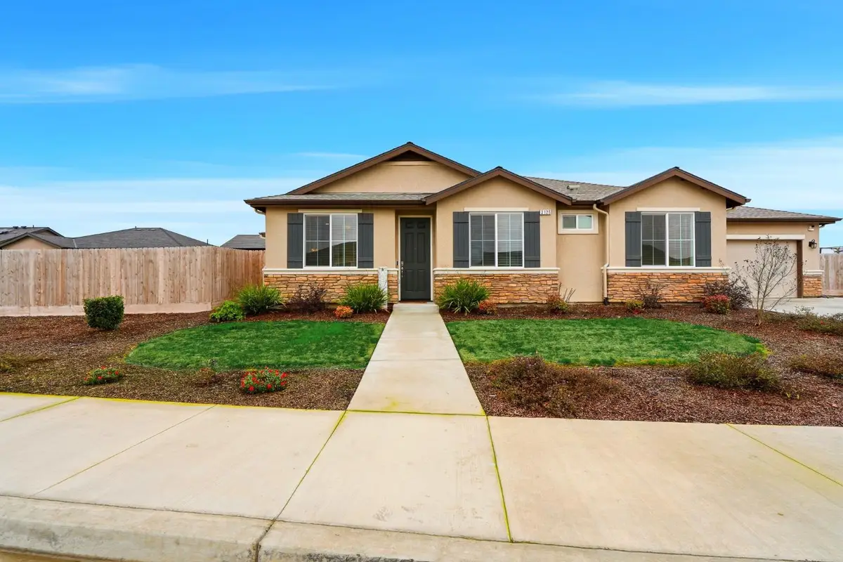 3125 Seymour Street, Tulare, CA 93274 - Image #1