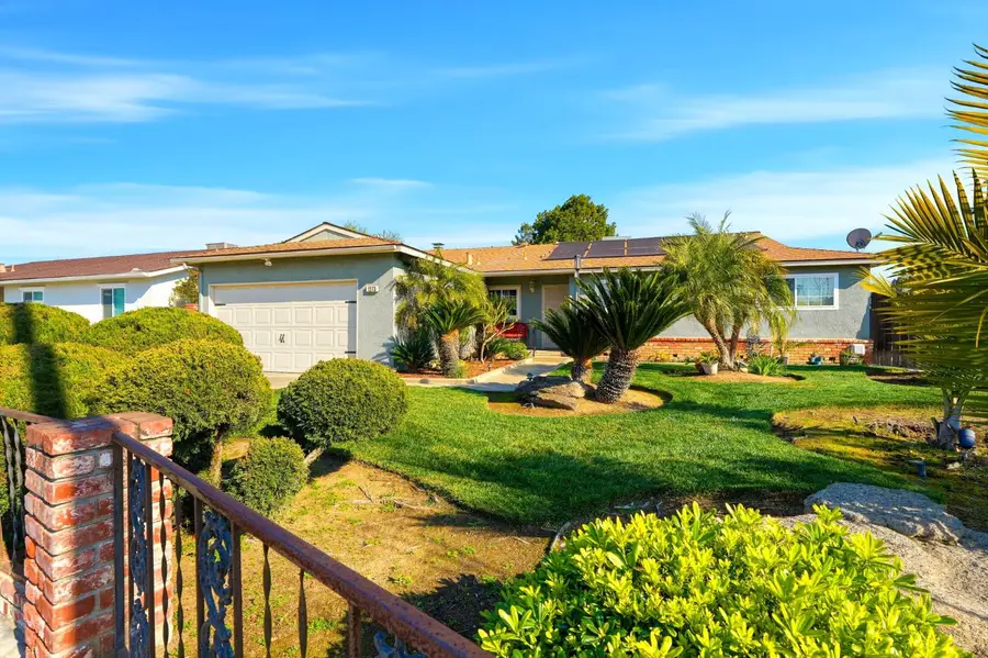 1273 Bundy Avenue, Clovis, CA 93611 - #3