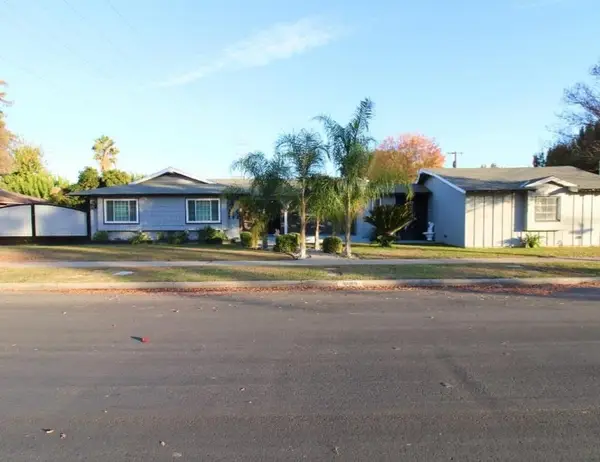 3662 N Angus Street, Fresno, CA 93726