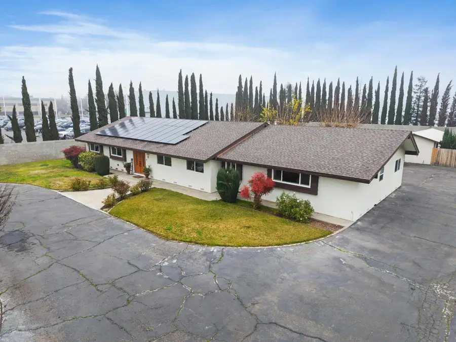 351 N Peach, Clovis, CA 93612 - #3