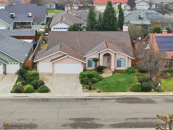 2637 Sandell Avenue, Kingsburg, CA 93631