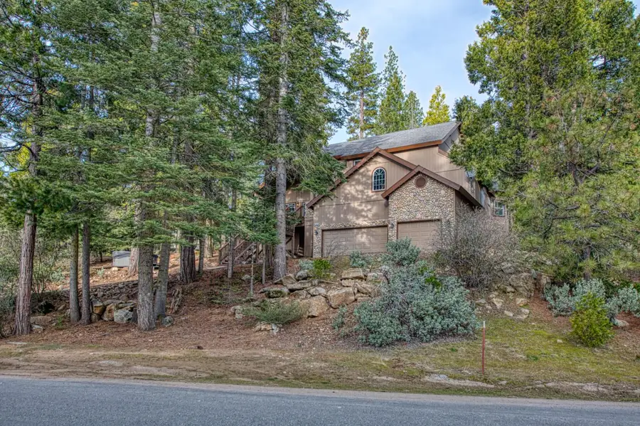 40416 Wild Rose Lane, Shaver Lake, CA 93664 - Image #2