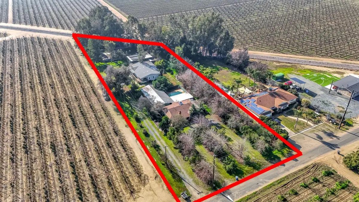 9023 Ave 404, Dinuba, CA 93618 - Image #1