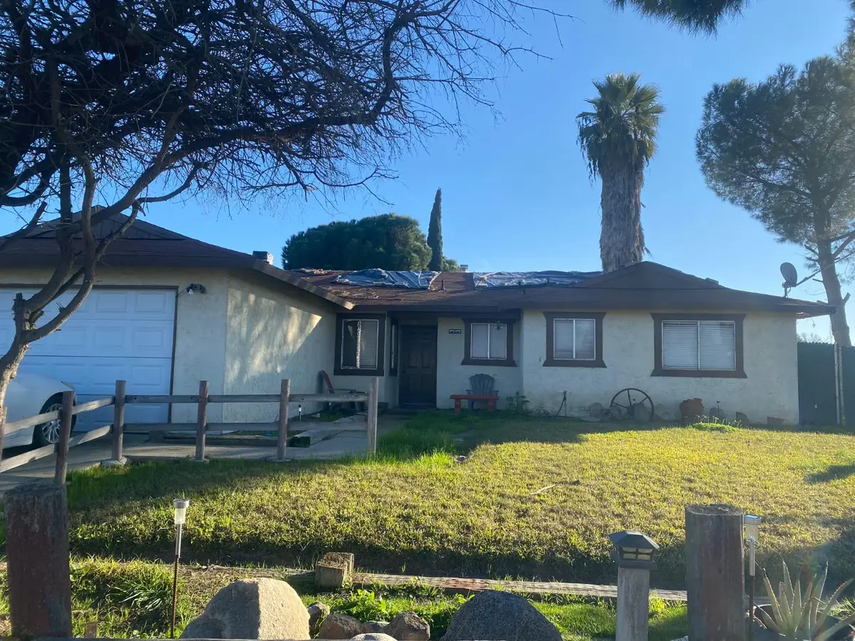 1203 Elm Ct, Hanford, CA 93230 - Image #1
