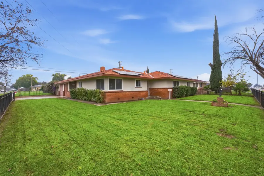 2746 N Cedar Avenue, Fresno, CA 93703 - Image #2