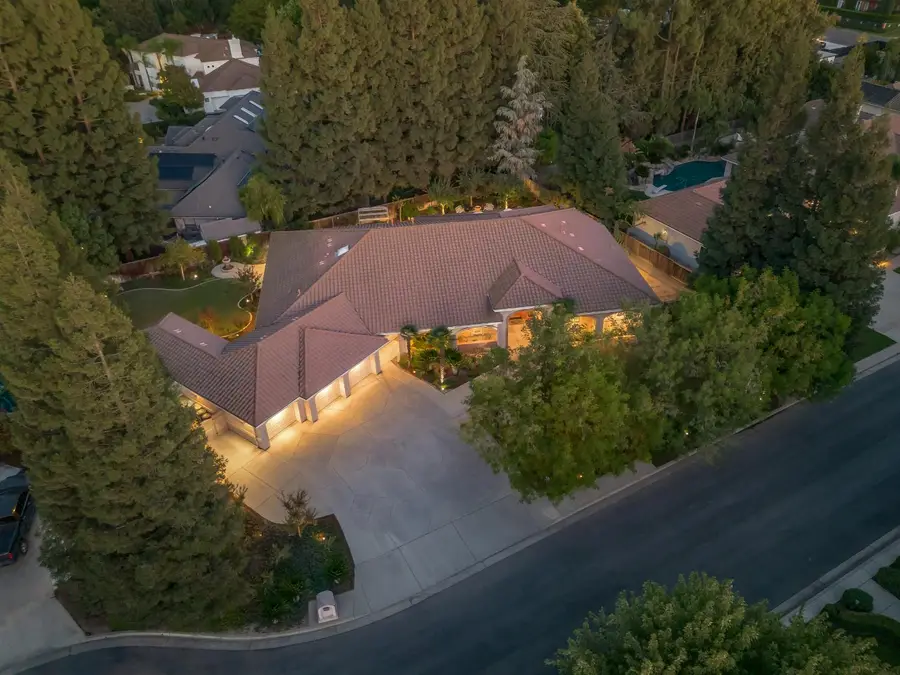 6660 N St Catherine Court, Fresno, CA 93711 - Image #2