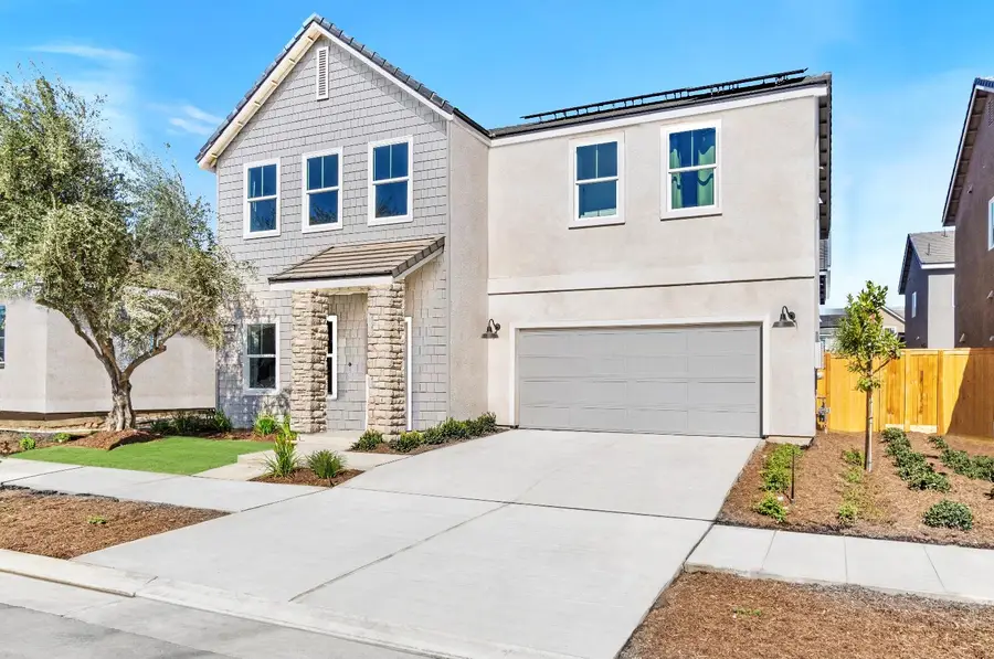 1053 Springtime Avenue, Clovis, CA 93619 - Image #2