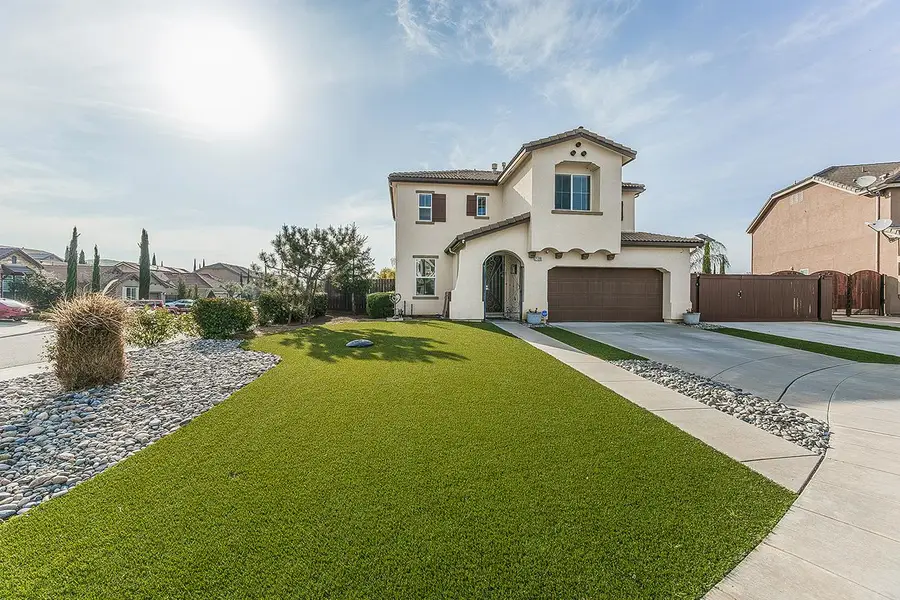 21205 Fiori Lane, Friant, CA 93626 - Image #2