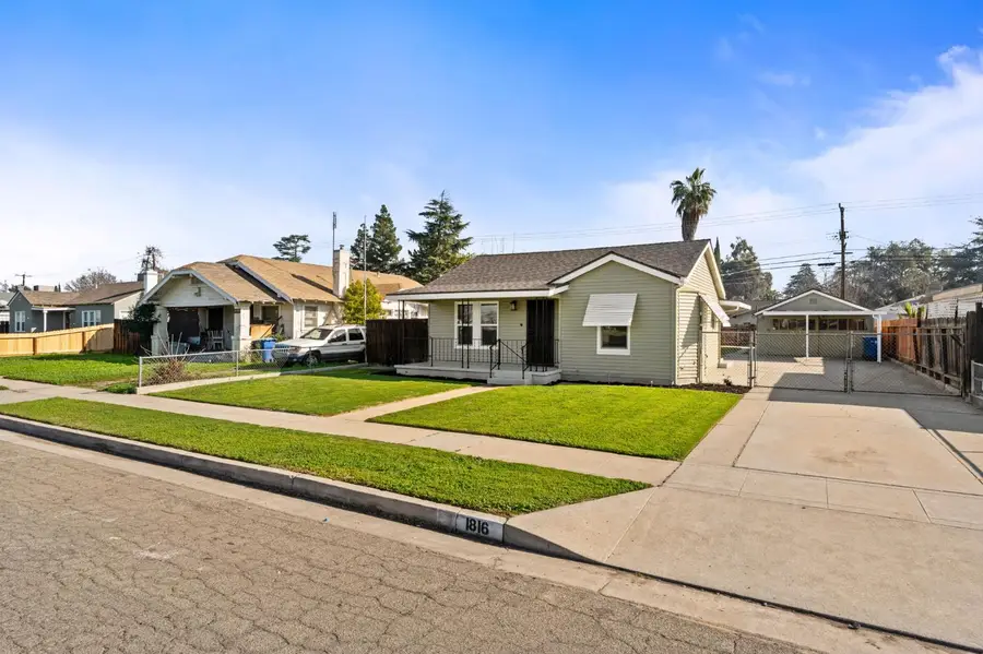 1816 N Vagedes Avenue, Fresno, CA 93705 - Image #2