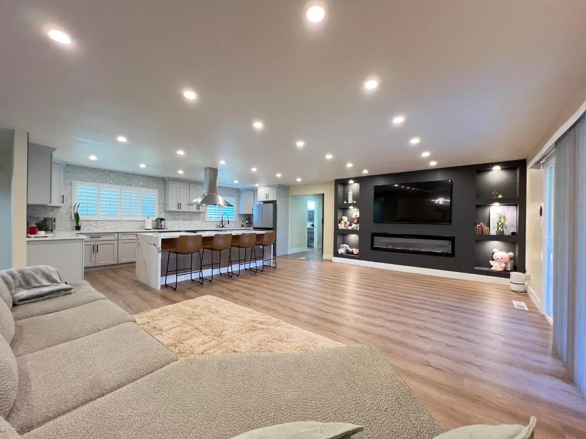 5686 N Briarwood Avenue, Fresno, CA 93711 - Image #1