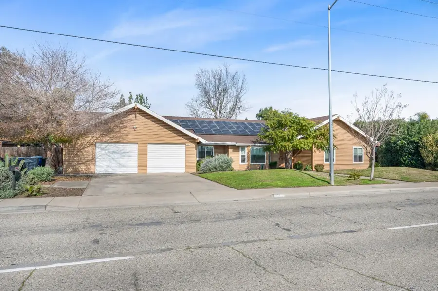 735 W Bullard Avenue, Clovis, CA 93612 - Image #3