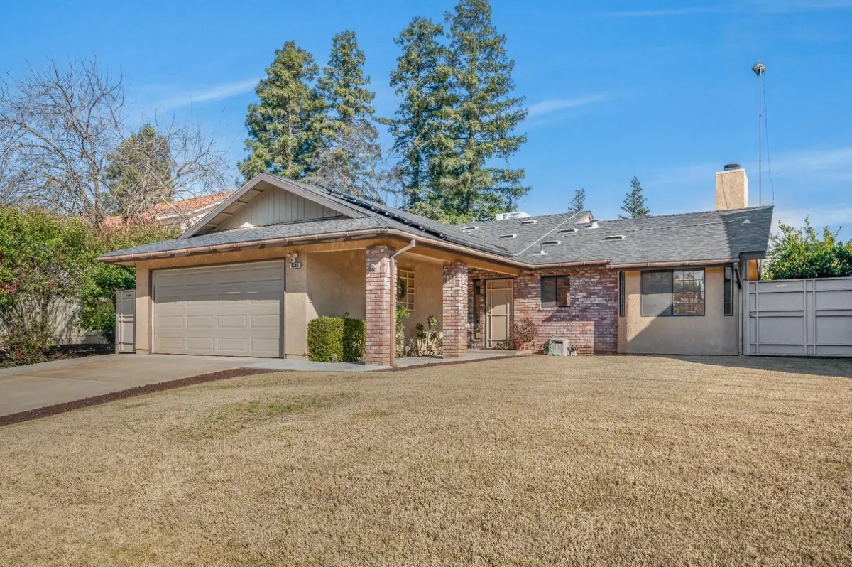 9286 N Archie Avenue, Fresno, CA 93720 - Image #1