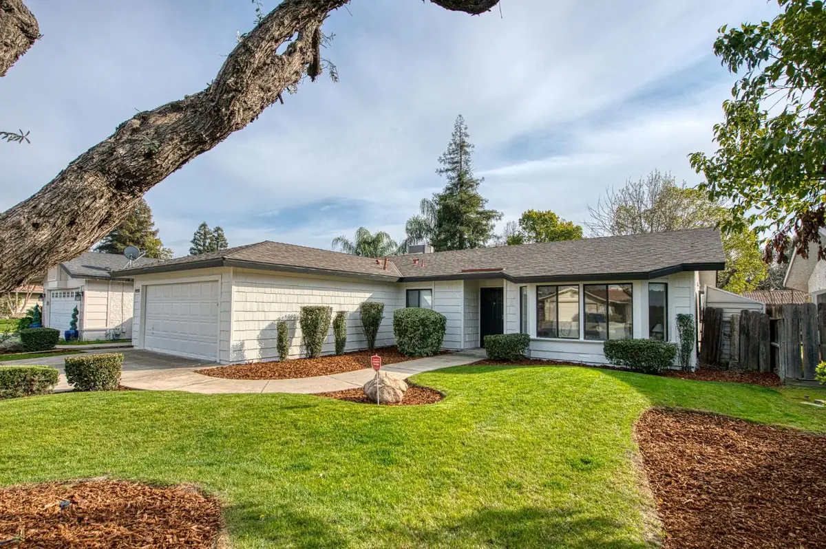 1234 Burlingame Avenue, Clovis, CA 93612 - Image #1