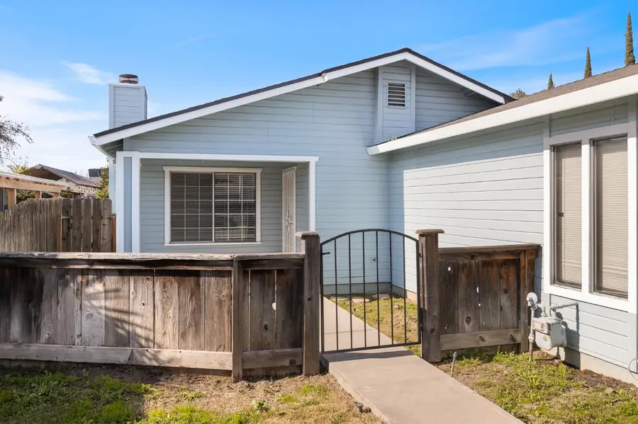 961 12th Avenue, Kingsburg, CA 93631 - Image #2