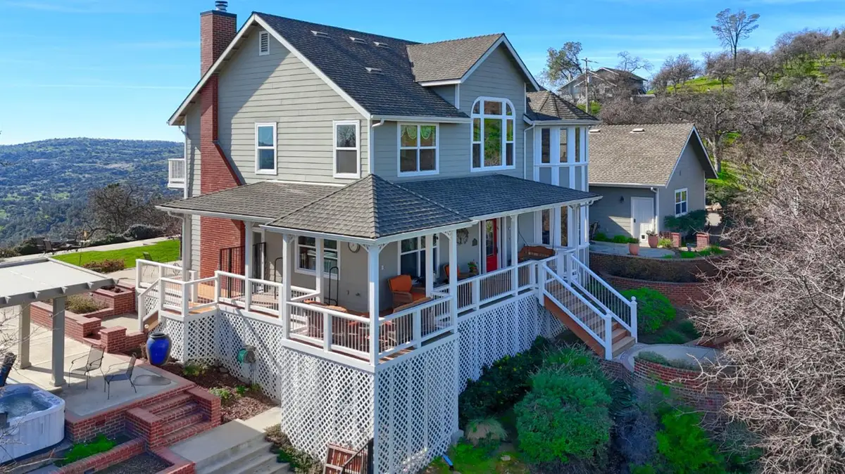 42158 John Muir Drive, Coarsegold, CA 93614 - Image #1