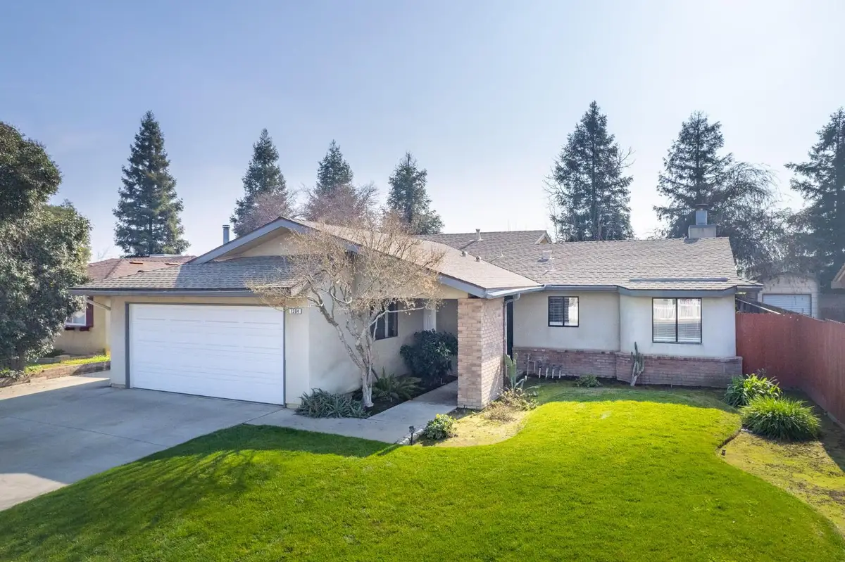 1204 Fedora Avenue, Clovis, CA 93612 - Image #1