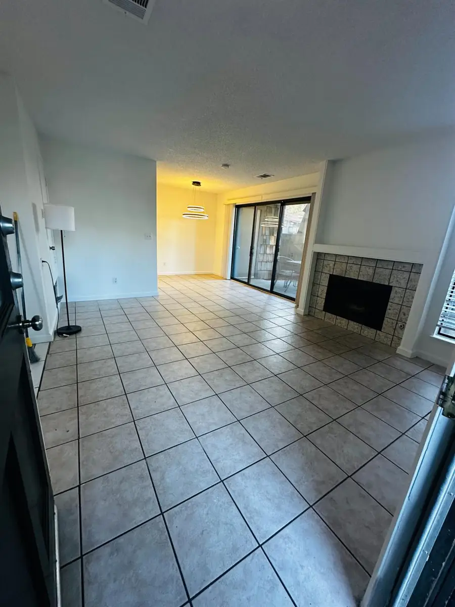 1151 S Chestnut Avenue #110, Fresno, CA 93702 - Image #3