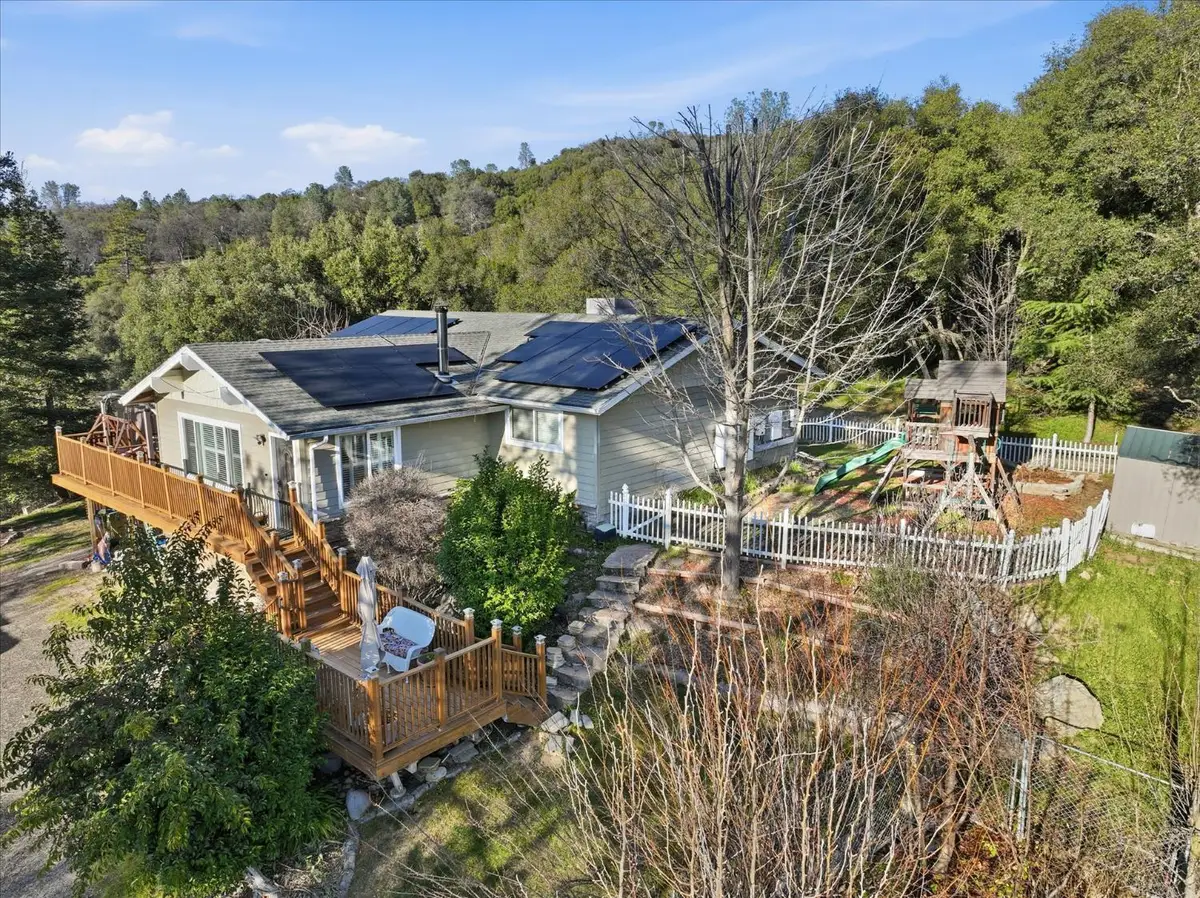 40182 Alerna Way, Oakhurst, CA 93644 - Image #1