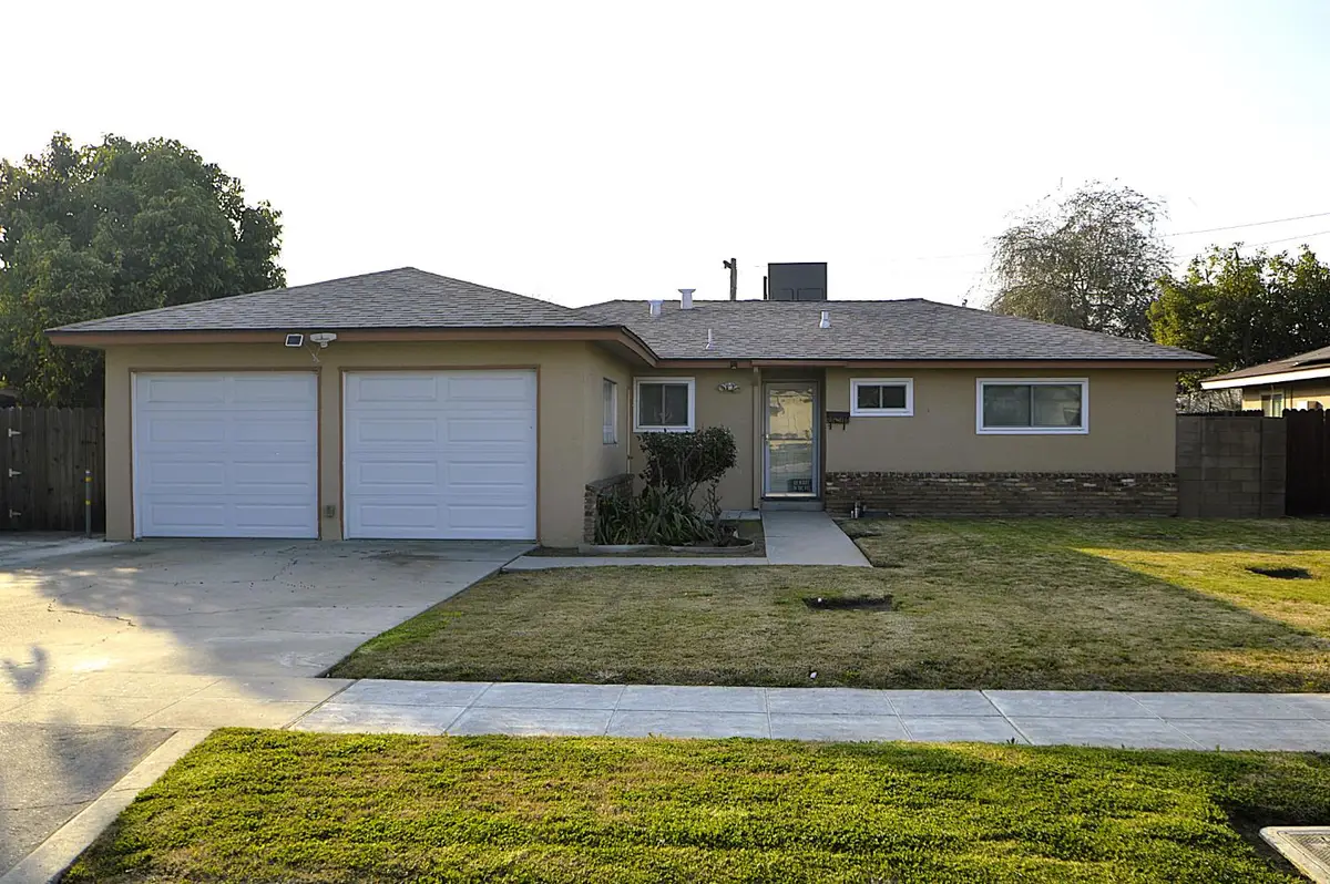 2515 N Channing Way, Fresno, CA 93705 - Image #1