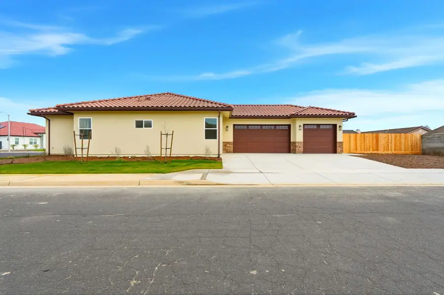 603 E Capistrano Street, Hanford, CA 93230 - Image #3