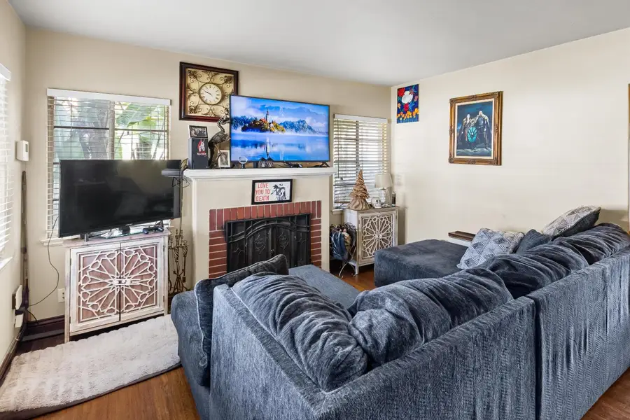 1136 E Michigan Avenue, Fresno, CA 93704 - Image #3