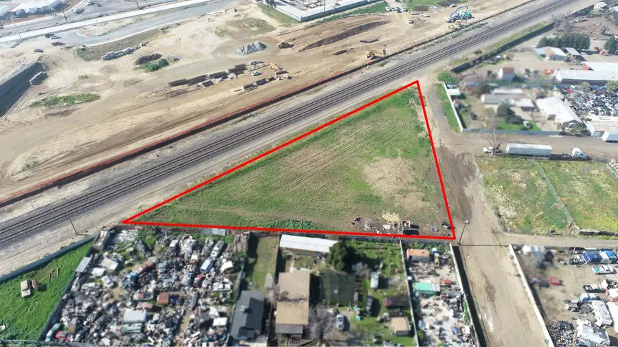 3012 E Belgravia Avenue, Fresno, CA 93721 - Image #3