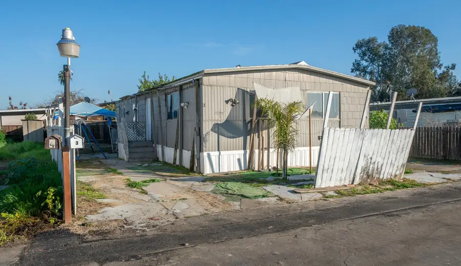 5665 S Chestnut Avenue #SPC 3, Fresno, CA 93725 - Image #2