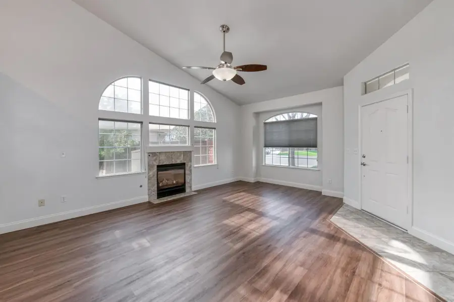 10304 N Recreation Avenue, Fresno, CA 93730 - Image #2