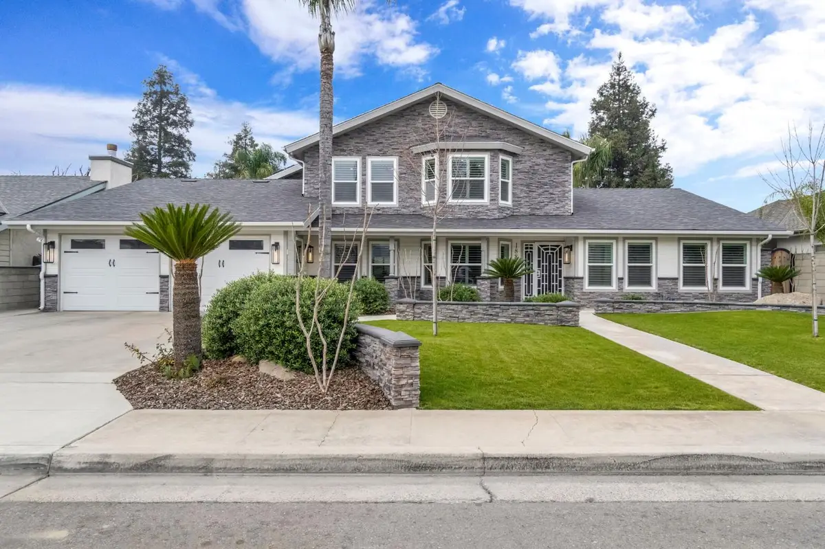 1885 N Frankwood Avenue, Reedley, CA 93654 - Image #1