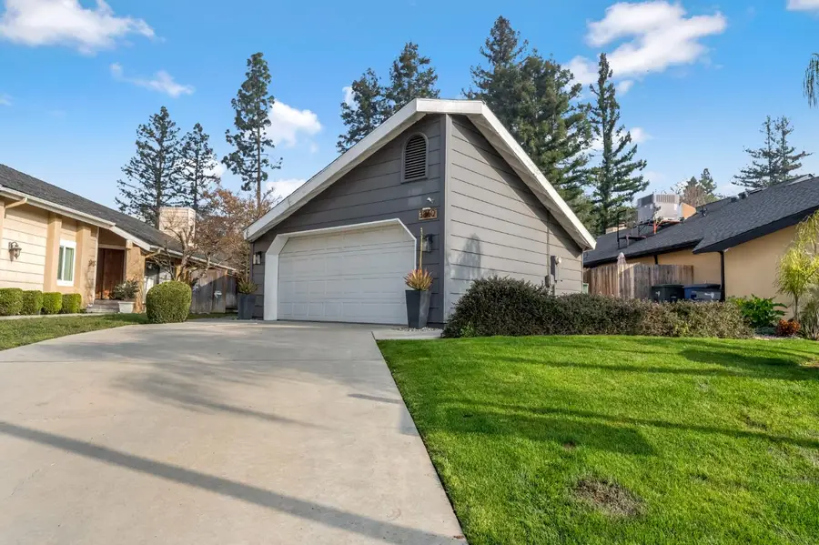 3860 W Beechwood, Fresno, CA 93711 - Image #2