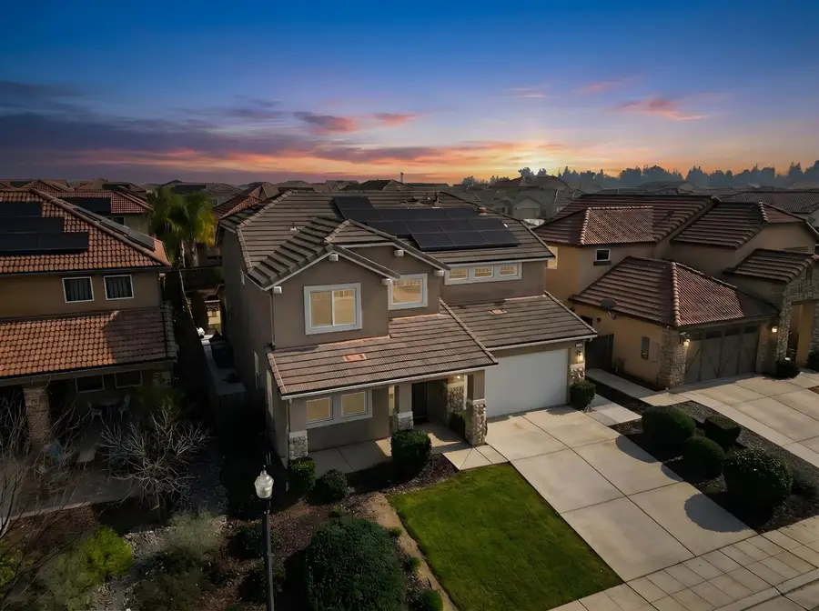 563 Mesa Drive S, Madera, CA 93636 - #3