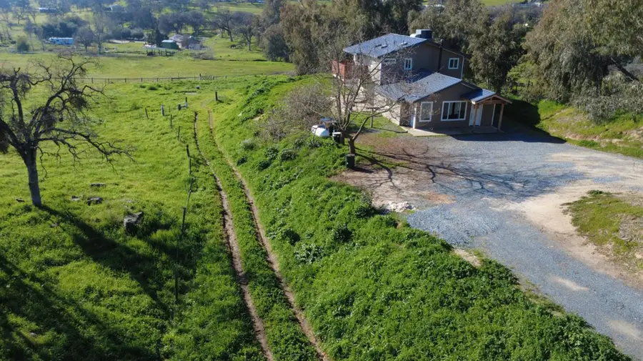 33379 George Smith Road, Yokuts Valley, CA 93675 - Image #2