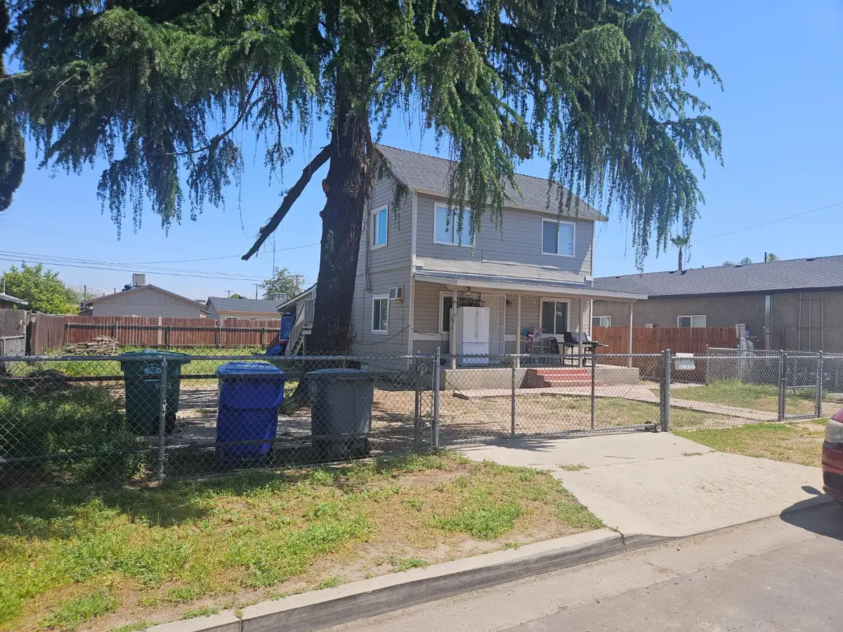 1240 J Street, Sanger, CA 93657 - Image #1