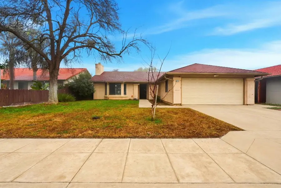 3672 W Garland Avenue, Fresno, CA 93722 - Image #2