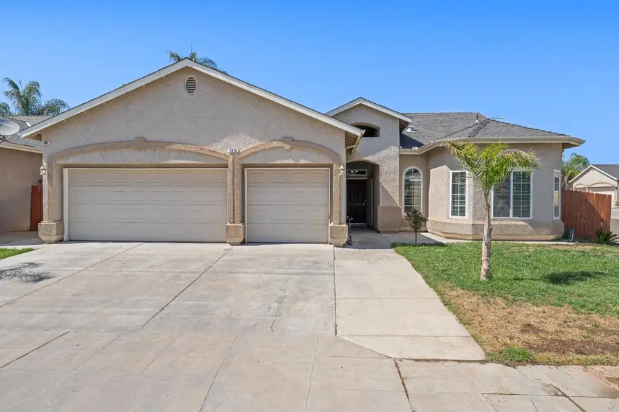 5876 W Acacia Avenue, Fresno, CA 93722 - #2