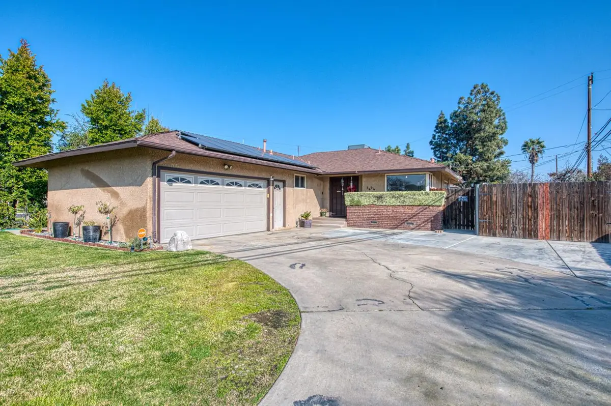 3606 N Callisch Street, Fresno, CA 93726 - Image #1