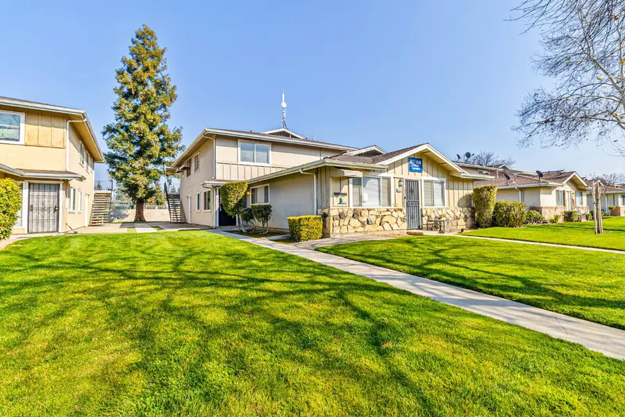 4954 N Holt Avenue #103, Fresno, CA 93705 - Image #3