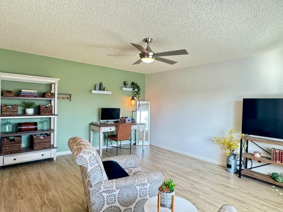 6919 N Rowell Avenue, Fresno, CA 93710 - Image #3