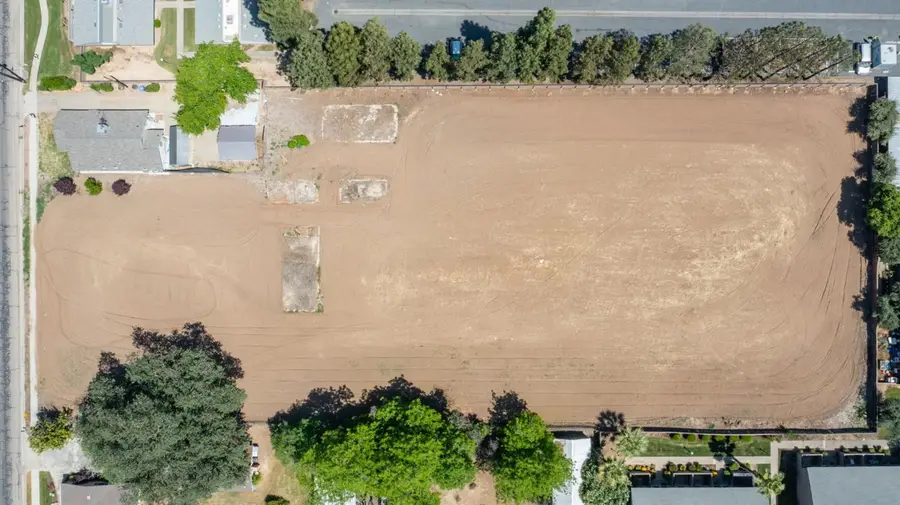 5458 E Tulare Street, Fresno, CA 93727 - Image #2